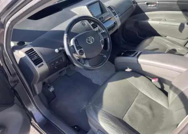 Toyota Prius 1.5 VVT-i Híbrido H Pack 4