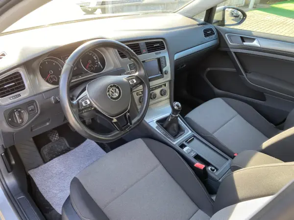 Volkswagen Golf Variant 1.6 TDi BlueMotion Confortline 9