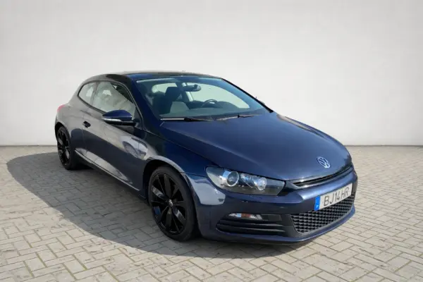 Volkswagen Scirocco 2.0 TDi 3