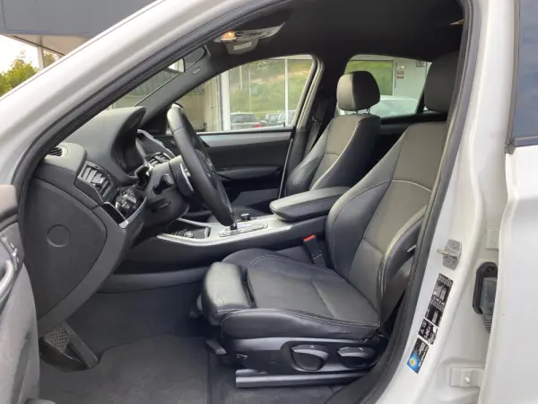 BMW X4 20 d xDrive Pack M Auto 9