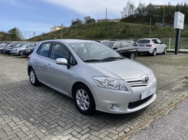 Toyota Auris 1.4 D-4D Comfort+J16 3