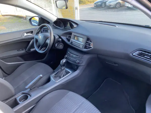 Peugeot 308 SW 1.6 BlueHDi Business Line 12