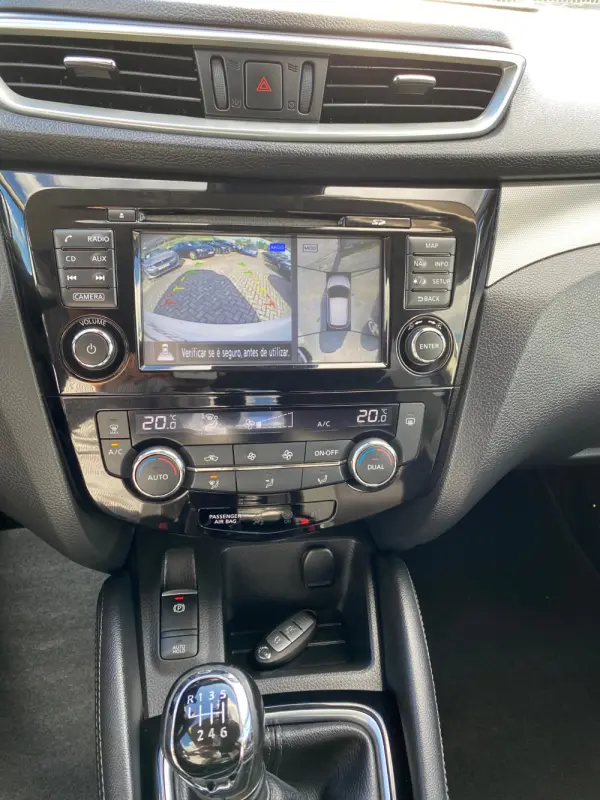 Nissan Qashqai 1.5 dCi N-Connecta 18 12