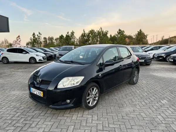 Toyota Auris 1.4 VVT-i Sol 1