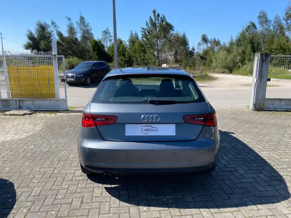 Audi A3 1.6 TDI Sport 6