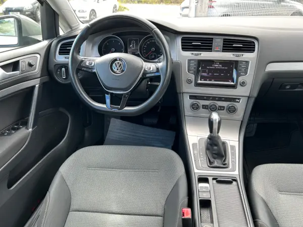 Volkswagen Golf 1.6 TDi Best Edition DSG 11