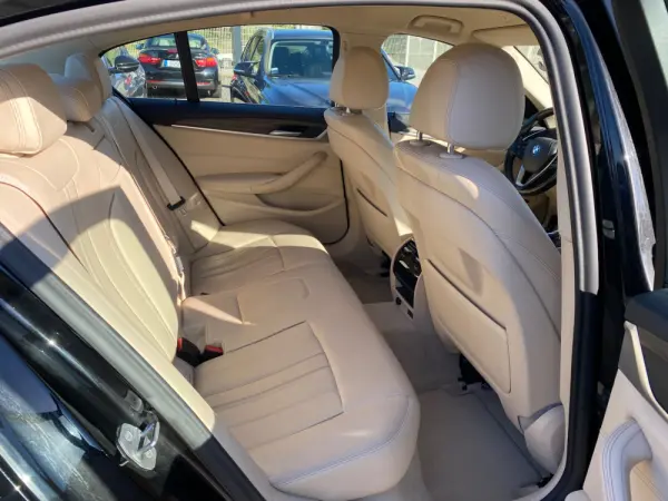 BMW 520 d Line Luxury Auto 13