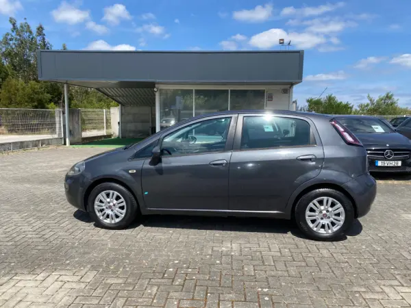 Fiat Punto 1.2 Lounge S&S 5