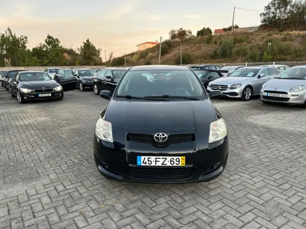 Toyota Auris 1.4 VVT-i Sol 2