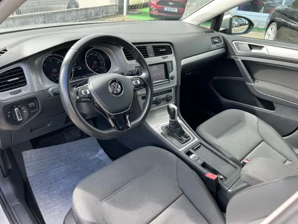 Volkswagen Golf 1.6 TDi Best Edition DSG 10