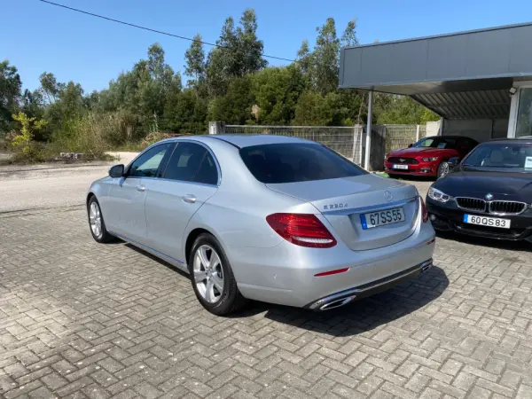 Mercedes-Benz E 220 d Avantgarde+ 7