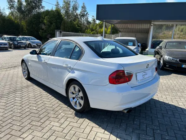 BMW 318 d 7