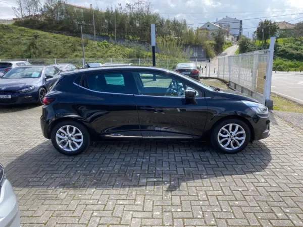 Renault Clio 1.5 dCi Luxe 4