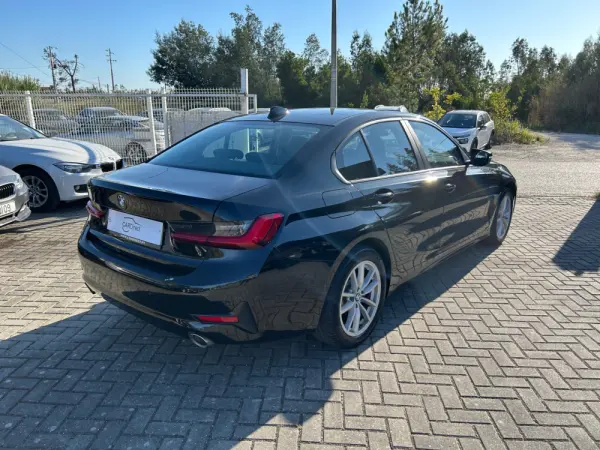 BMW 330 e Corporate Edition Auto 5