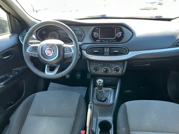 Fiat Tipo 1.3 M-Jet Street 11