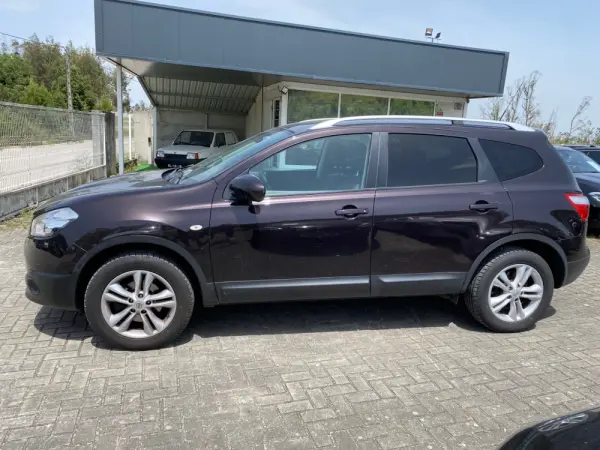 Nissan Qashqai +2 7