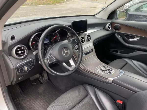 Mercedes-Benz GLC 250 d 4-Matic 8