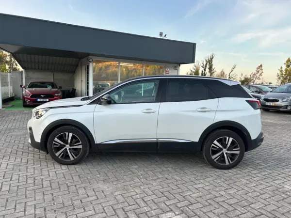 Peugeot 3008 1.5 BlueHDi Allure EAT8 8