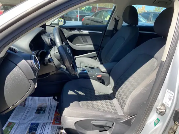 Audi A3 Sportback 1.6 TDI B.Line Attraction 9