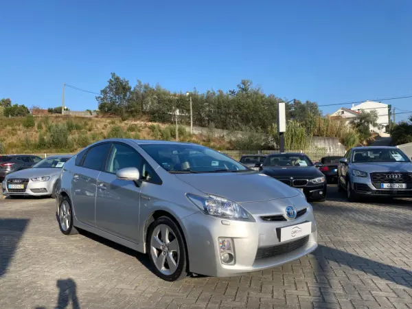Toyota Prius 1.8 Premium+GPS 3