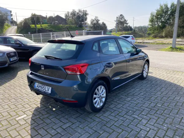 SEAT Ibiza 1.0 Reference 5