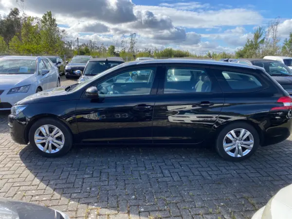 Peugeot 308 SW 1.6 BlueHDi Allure 7