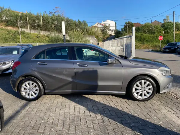Mercedes-Benz A 180 d Fleet Pack Urban 4