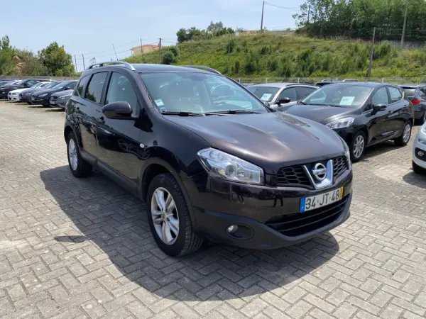 Nissan Qashqai +2 3