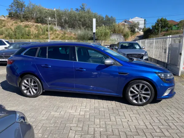 Renault Mégane Sport Tourer 1.5 Blue dCi GT Line 4