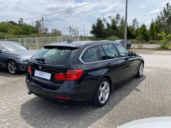 BMW 318 d Auto Exclusive 5