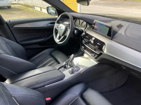 BMW 520 d Line Luxury Auto 12