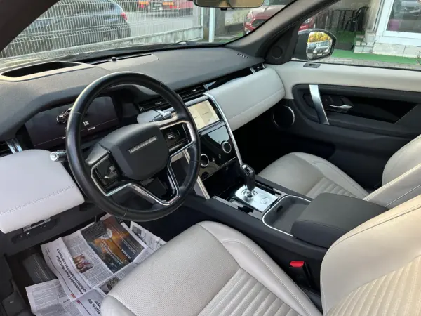 Land Rover Discovery Sport 1.5 I3 P300e AWD 10