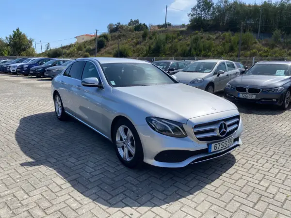 Mercedes-Benz E 220 d Avantgarde+ 3