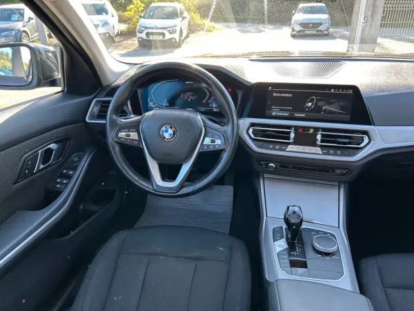 BMW 330 e Corporate Edition Auto 11
