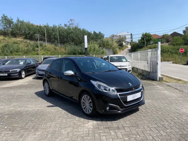 Peugeot 208 1.6 BlueHDi Allure 2