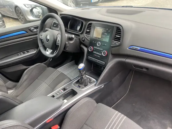 Renault Mégane Sport Tourer 1.5 Blue dCi GT Line 12