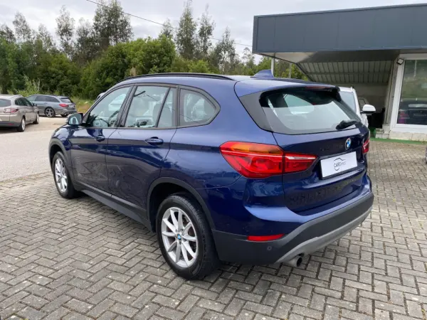 BMW X1 16 d sDrive Advantage 7