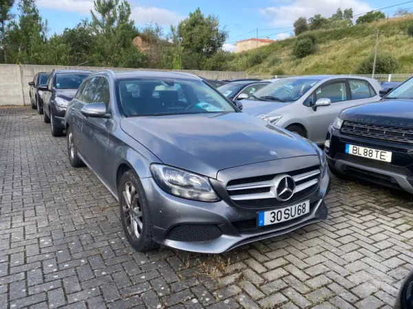 Mercedes-Benz C 300 h 2