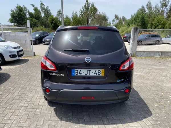 Nissan Qashqai +2 5