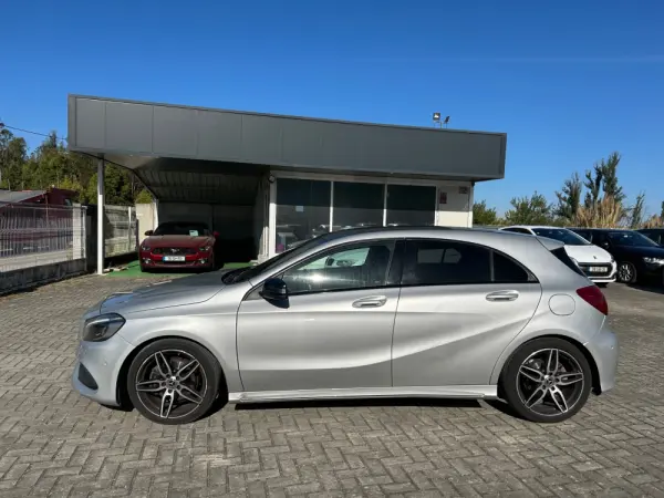 Mercedes-Benz A 180 d 7G-DCT AMG Line 8