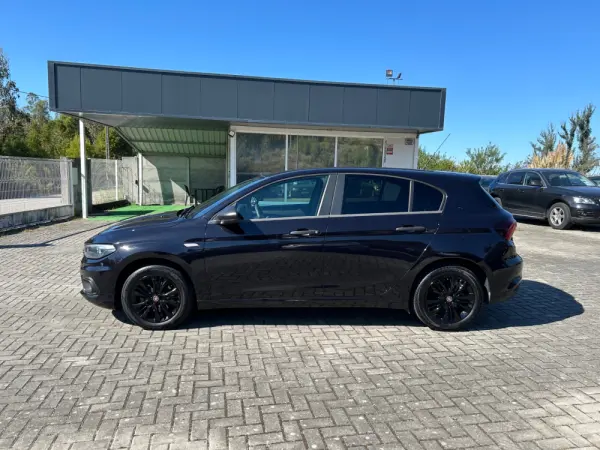 Fiat Tipo 1.3 M-Jet Street 8