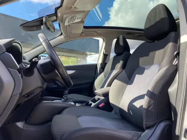 Nissan Qashqai 1.5 dCi N-Connecta 18 9