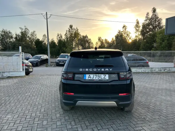 Land Rover Discovery Sport 1.5 I3 P300e AWD 6