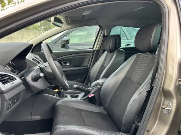 Renault Mégane Sport Tourer 1.5 dCi Dynamique SS 9