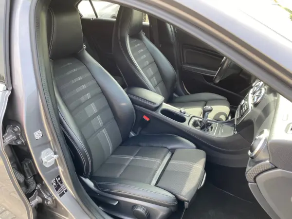 Mercedes-Benz A 200 d Urban 13
