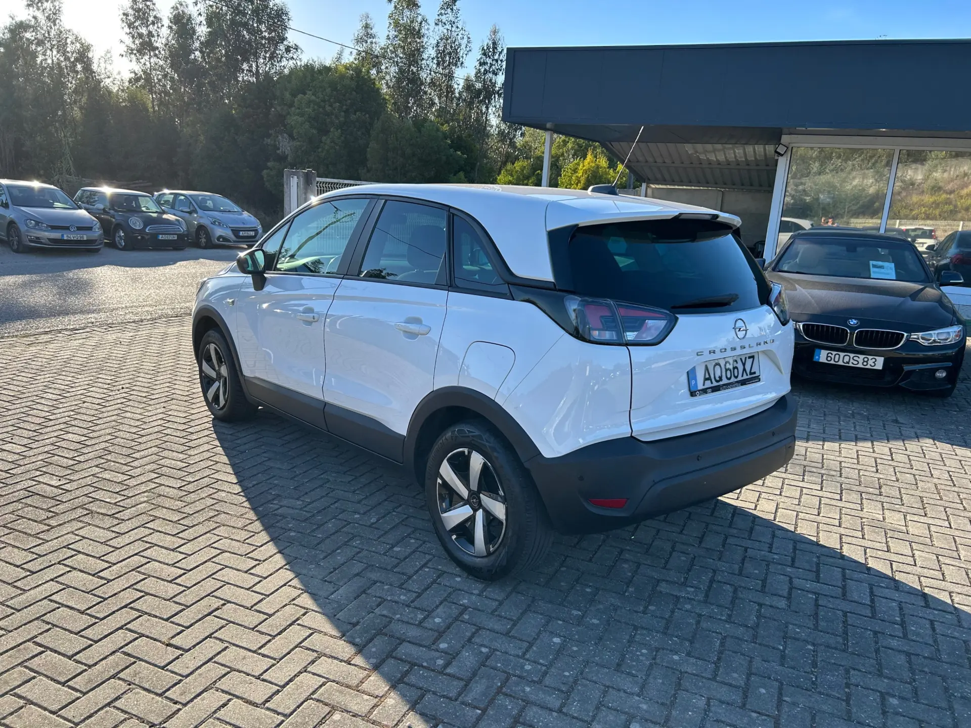 Opel Crossland 1.2 T Business 6