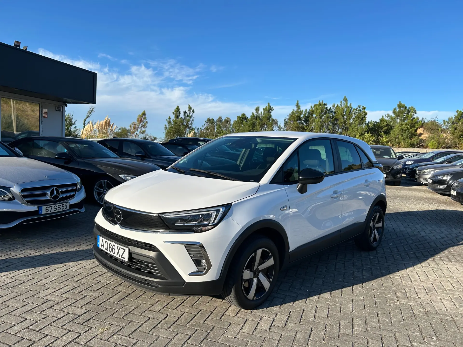 Opel Crossland 1.2 T Business 1