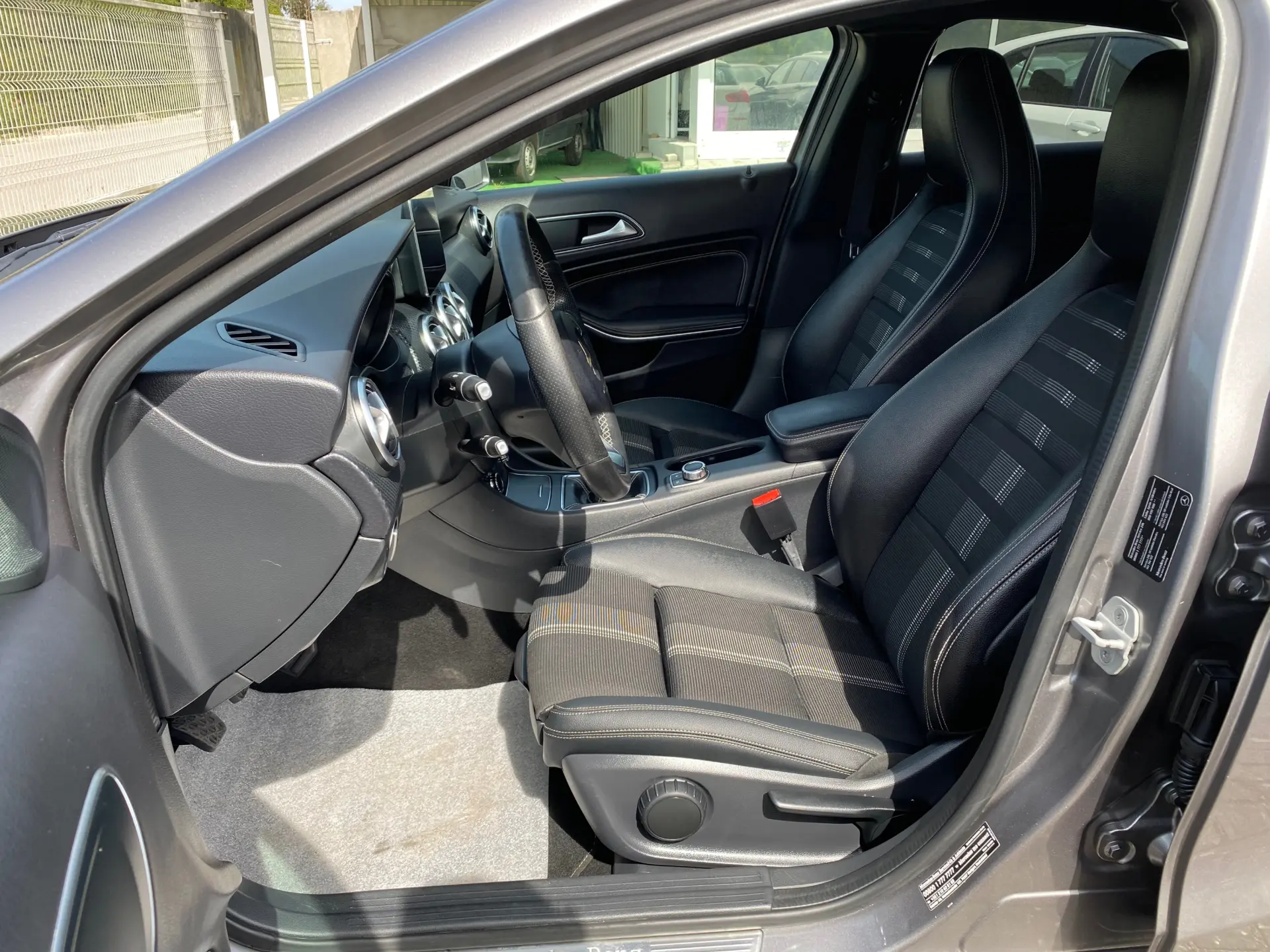 Mercedes-Benz A 200 d Urban 9