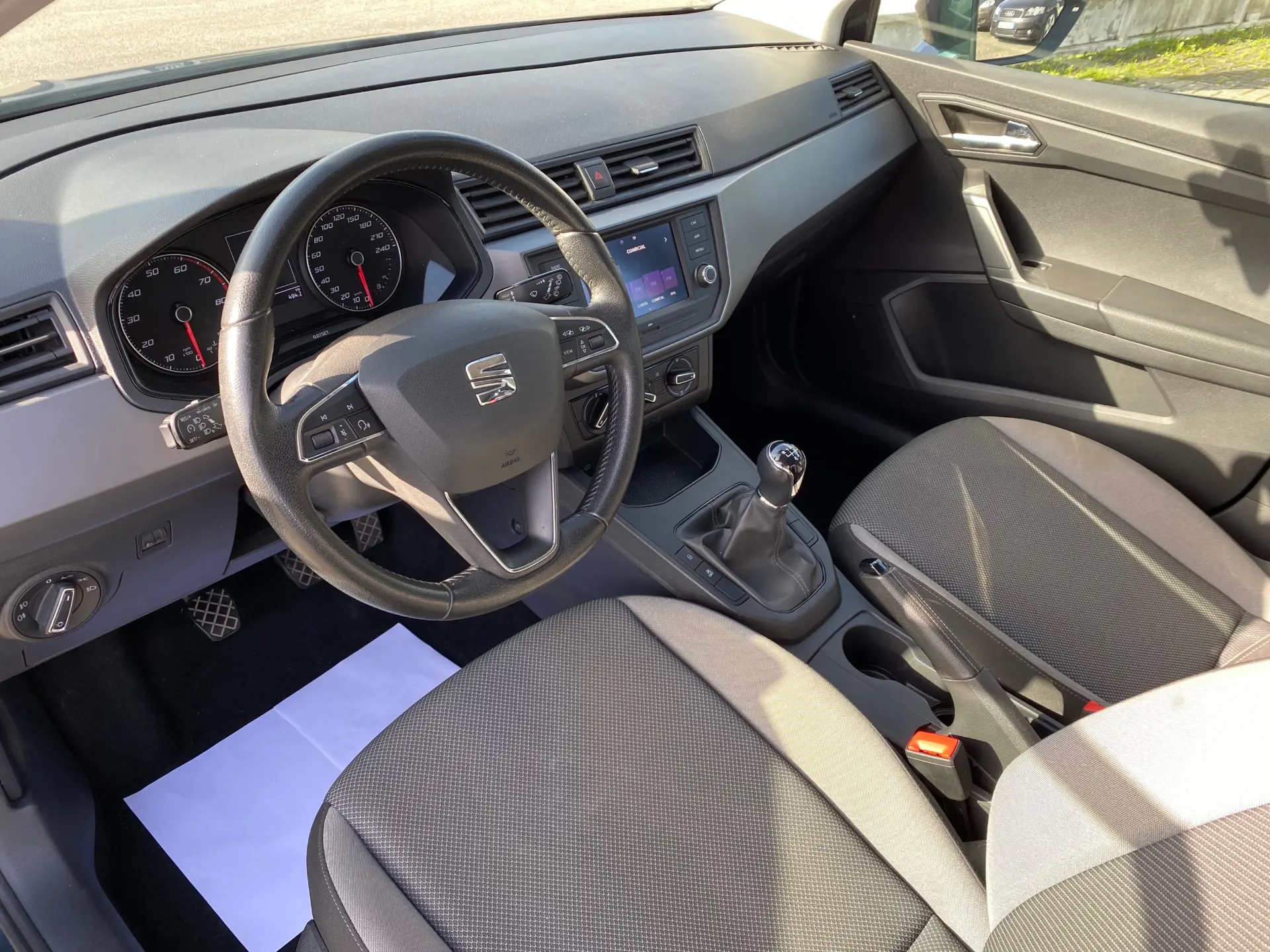 SEAT Ibiza 1.0 Reference 11