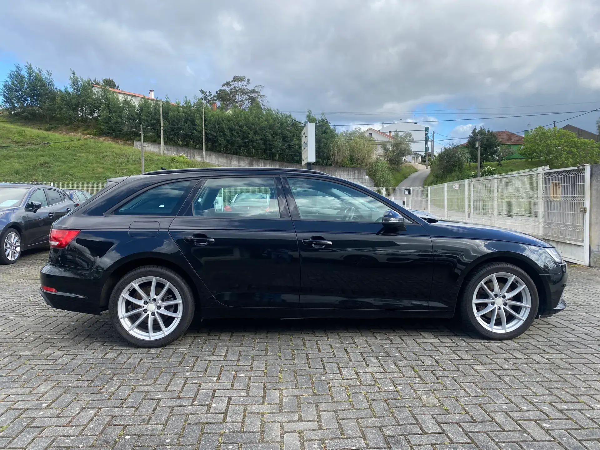 Audi A4 Avant 35 TDI S tronic 4